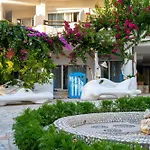 Bougainville Bay Διαμέρισμα *