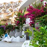 Bougainville Bay Σαράντα