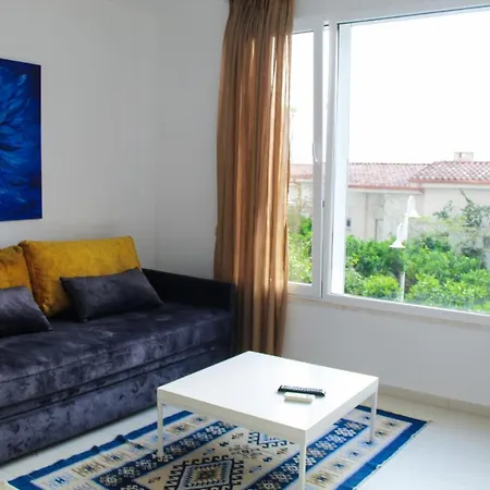 Bougainville Bay Apartment *